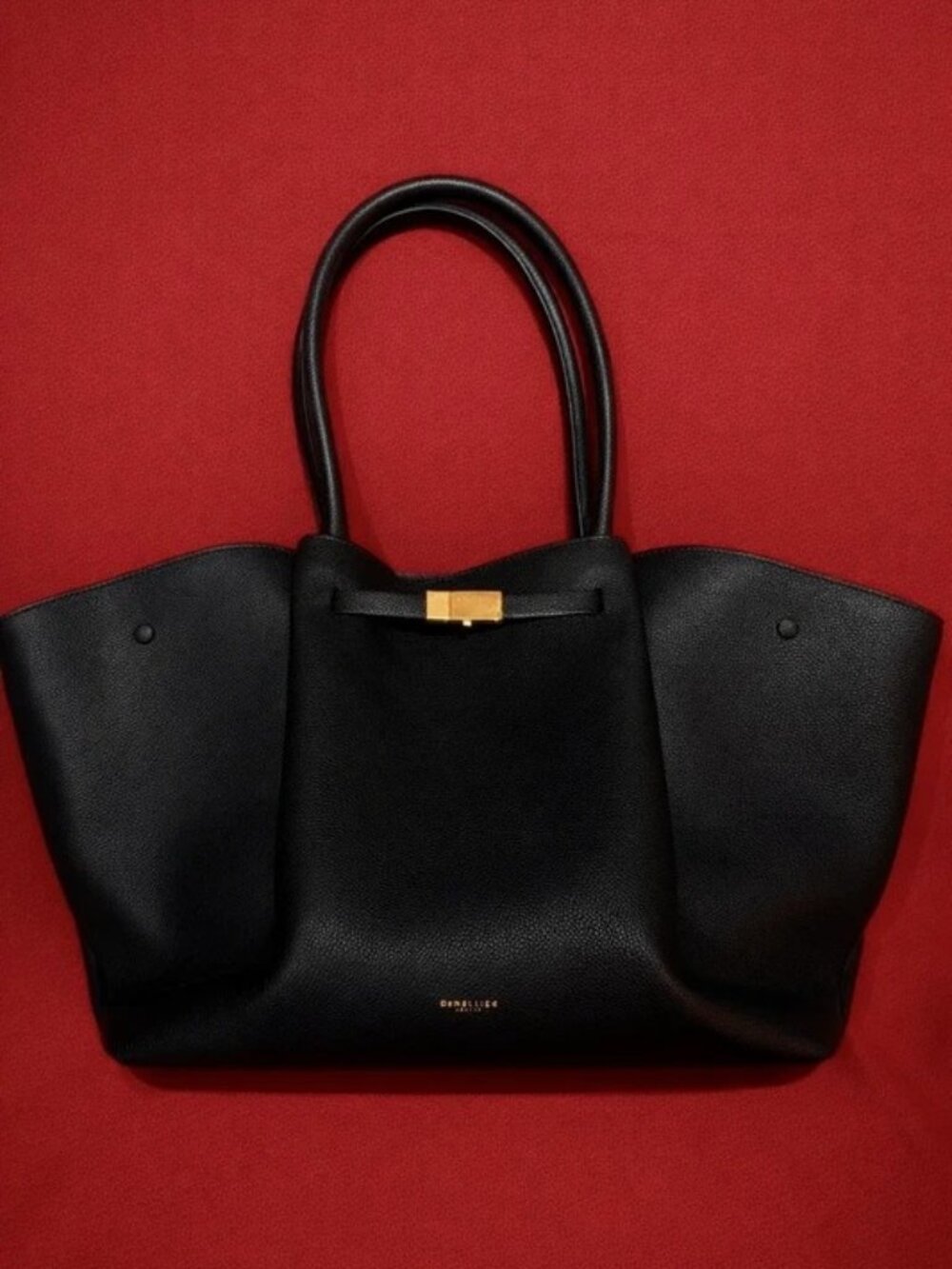 DeMellier the new york leather tote bag.Large size